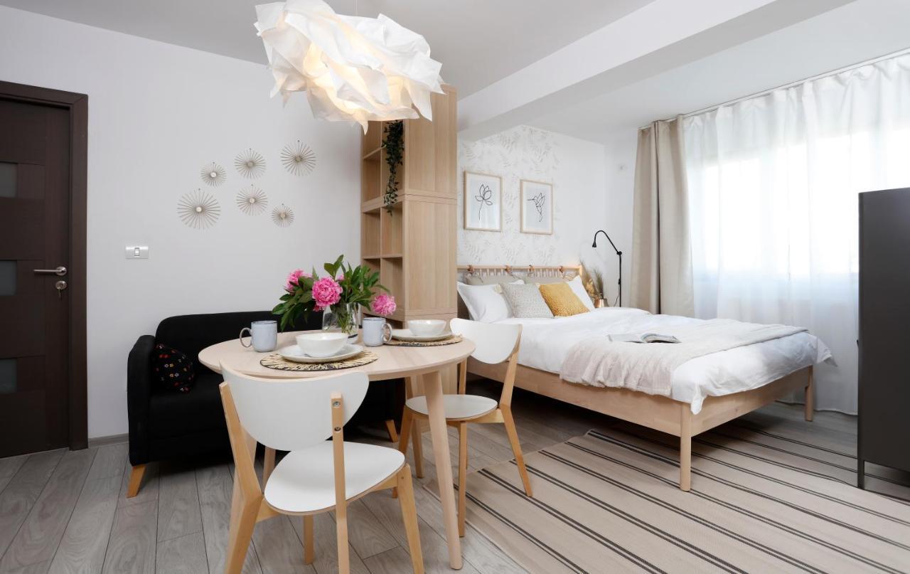 New & Cozy Studio In Ghencea + Netflix Βουκουρέστι Εξωτερικό φωτογραφία