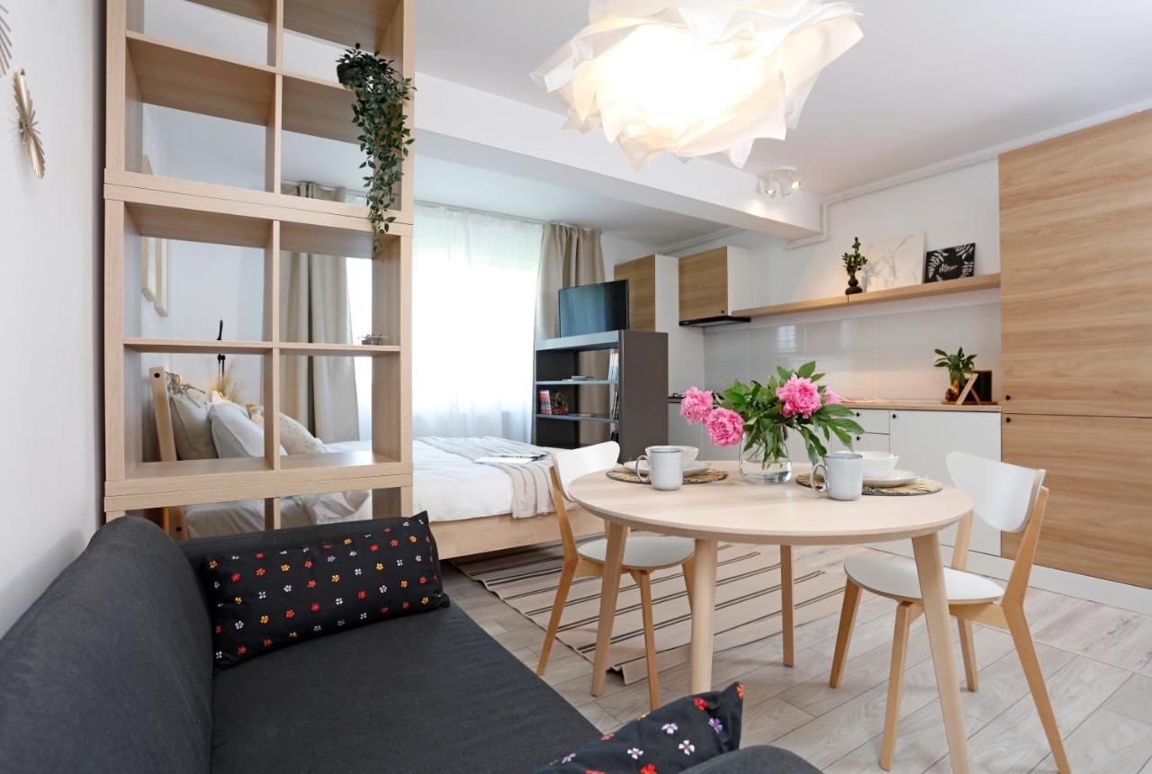 New & Cozy Studio In Ghencea + Netflix Βουκουρέστι Εξωτερικό φωτογραφία