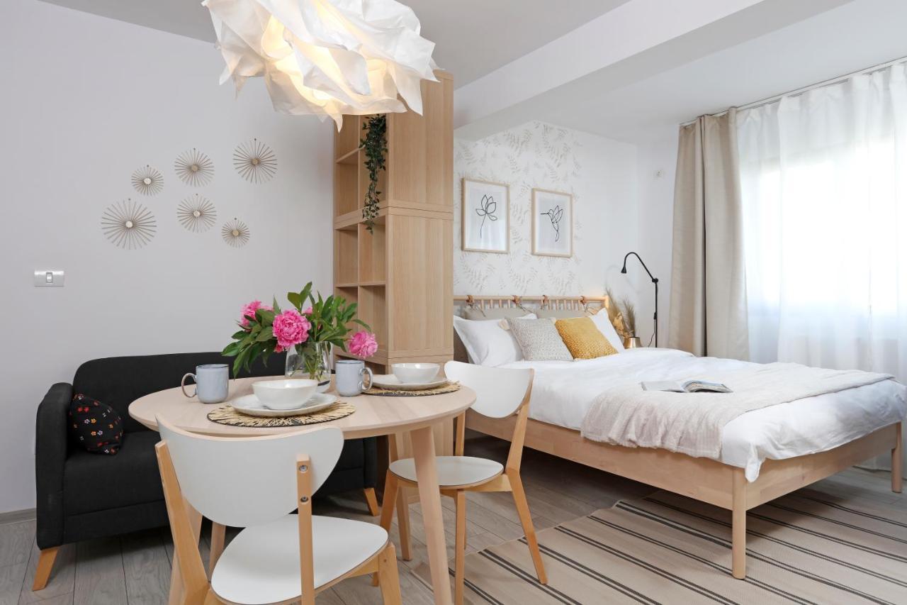 New & Cozy Studio In Ghencea + Netflix Βουκουρέστι Εξωτερικό φωτογραφία